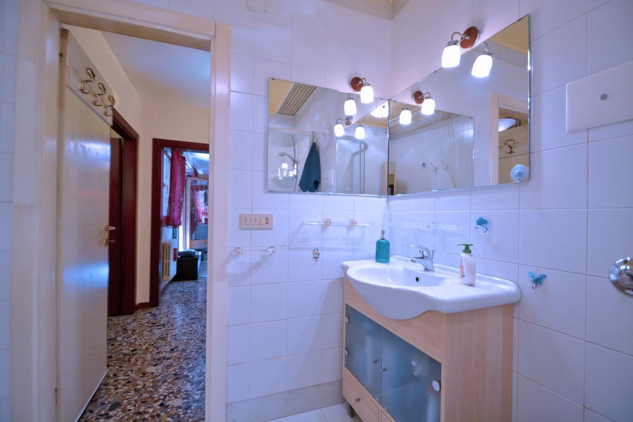 Apartamento Ve.N.I.Ce Cera Casa Della Zia Venecia Exterior foto